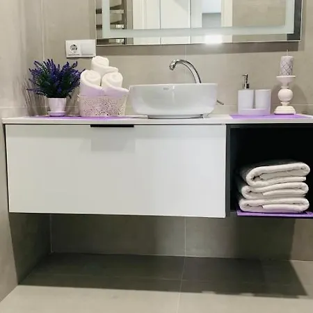 Apartment 3 кім в новобудові , городоцька , шевченка , центр , жд Lviv