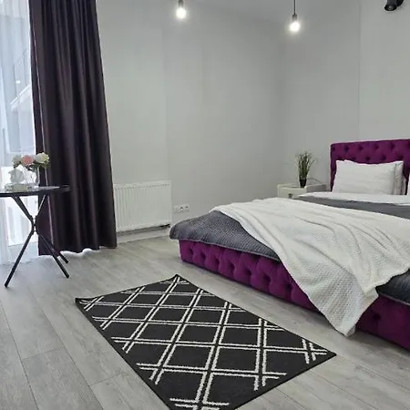 3 кім в новобудові , городоцька , шевченка , центр , жд Apartment